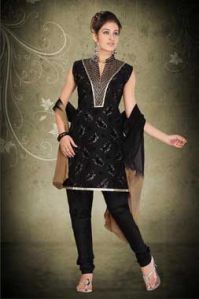 Traditional Salwar Kameez