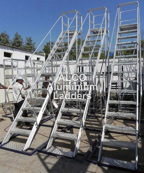 Aluminium Platform Step Ladder (Model AL. 112)