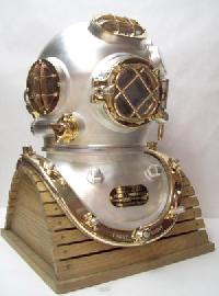 Diving Helmet