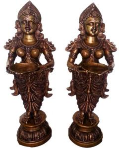 Decorative oil lamp with laxmi Ji brass table Diya