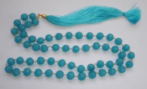 Glass bead necklace