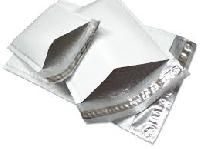 poly bubble mailers