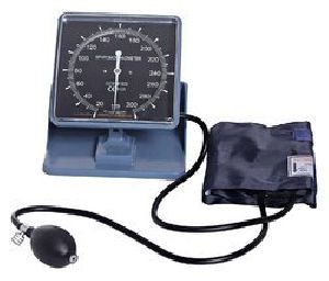 Aneroid Sphygmomanometer (Tabletop Model)