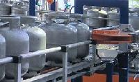 Cylinder handling equipment