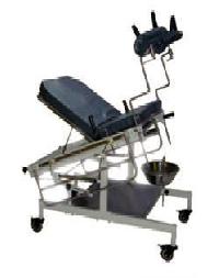 Telescopic Labour Table