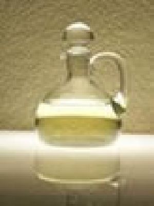 pale pressed grade castor oil