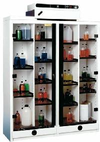 laboratory fume cabinets
