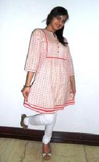 Ladies Designer Kurta