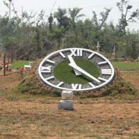 land clock
