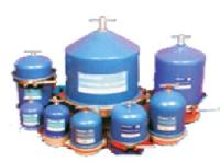centrifugal oil cleaner