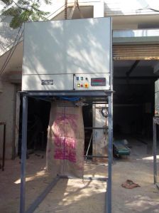 Granule Bag Filling Machine