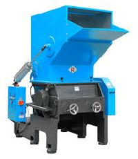 Plastic Granulating Machine