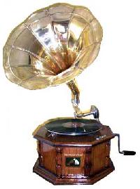 8-Corner Antique Gramophone