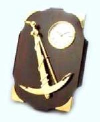 19 - wooden base Anchor Watch