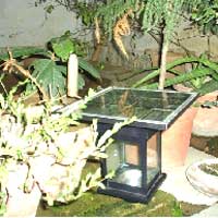 Solar Garden Light (001)