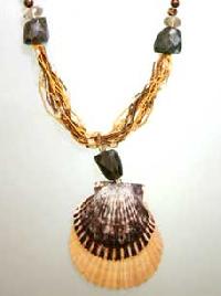 BN - 3309 Shell Necklaces