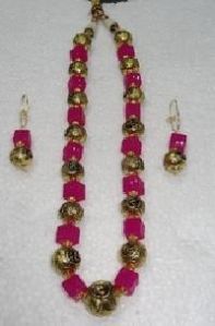 artificial beaded jewelry