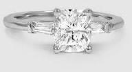 taper baguette diamond in white diamond