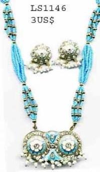 Lac Necklace-1131