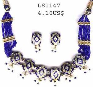 Lac Necklace-1132