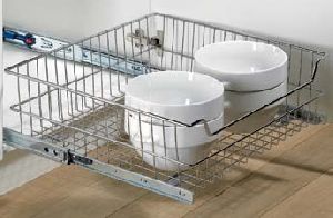 Internal Pot-and-pan Drawers