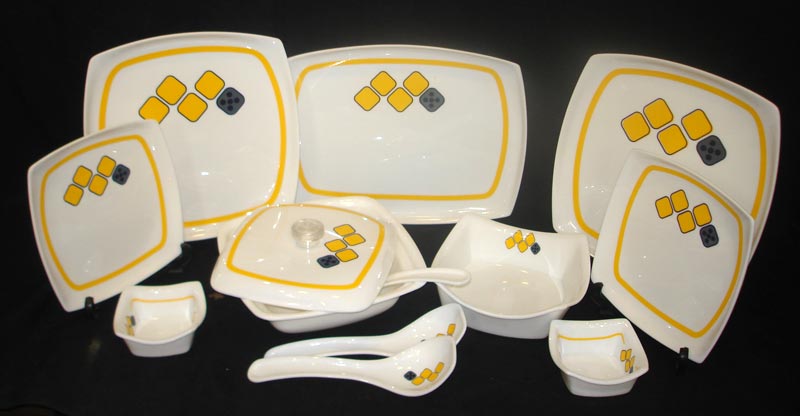 Acrylic Dinner Set