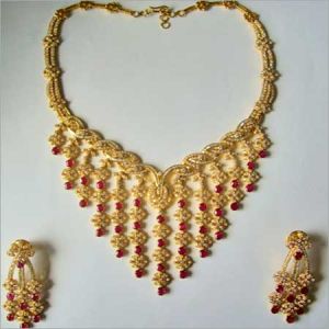 Gold Necklace Set