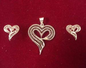 Diamond Pendant Set