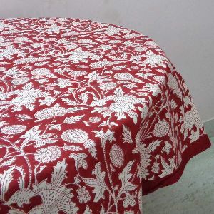 Round tablecloth