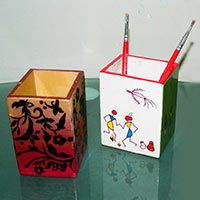 Hand Painted Pen Stand