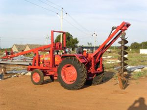 Solar Pit Drilling Machine