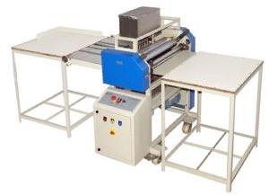 box gluing machine