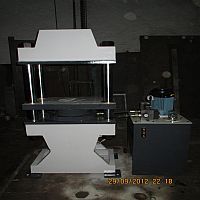 Four Pillar Hydraulic Press