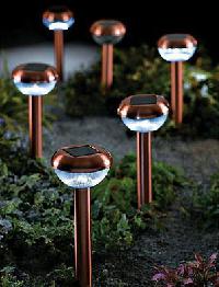 solar landscape lights