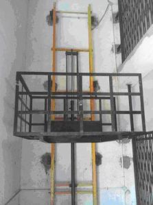 Hydraulic Goods Lift 01