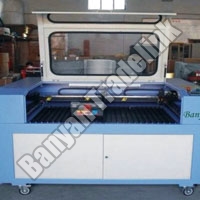 Acrylic Laser Engraving and Cutting Machine