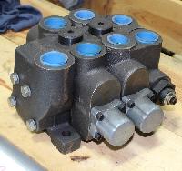 Hydraulic Valve Assembly