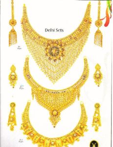 Gold Necklace Set