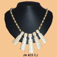 Ja 023 Cj Bone Necklace