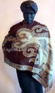 Stylish Woolen Shawl