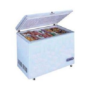 low temperature deep freezer