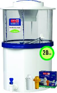 Usha Brita Storage type Water Purifier Model Classic 20 Liters