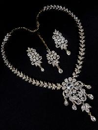 Long Necklace Set