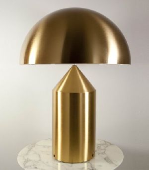 BRASS GOLD TABLE LAMP WITH METAL SHADE