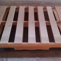 Heat Treated Wood Arch Pallet