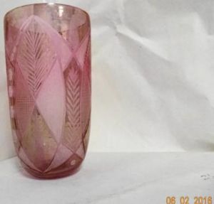 GIN 1046 Pink Glass Vase