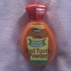 Red Tooth Powder