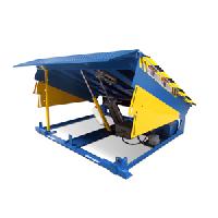 hydraulic dock levelers