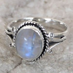 3.3 GM Rainbow Moonstone Gem Stone 925 Sterling Original Silver Ring