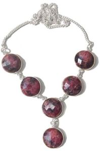 Ruby Zoisite Gem Stone 925 Sterling Silver Necklace